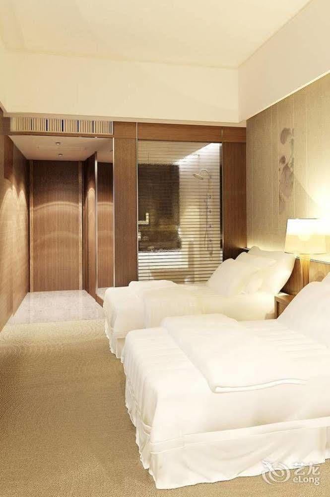 Fortune Century Hotel Zhuhai Exterior foto